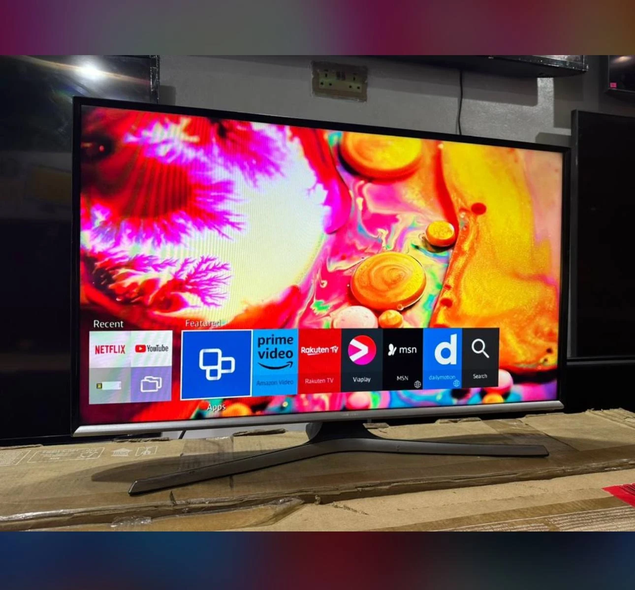 SAMSUNG 32'' Smart Hub Full HD 2020/2021 TV