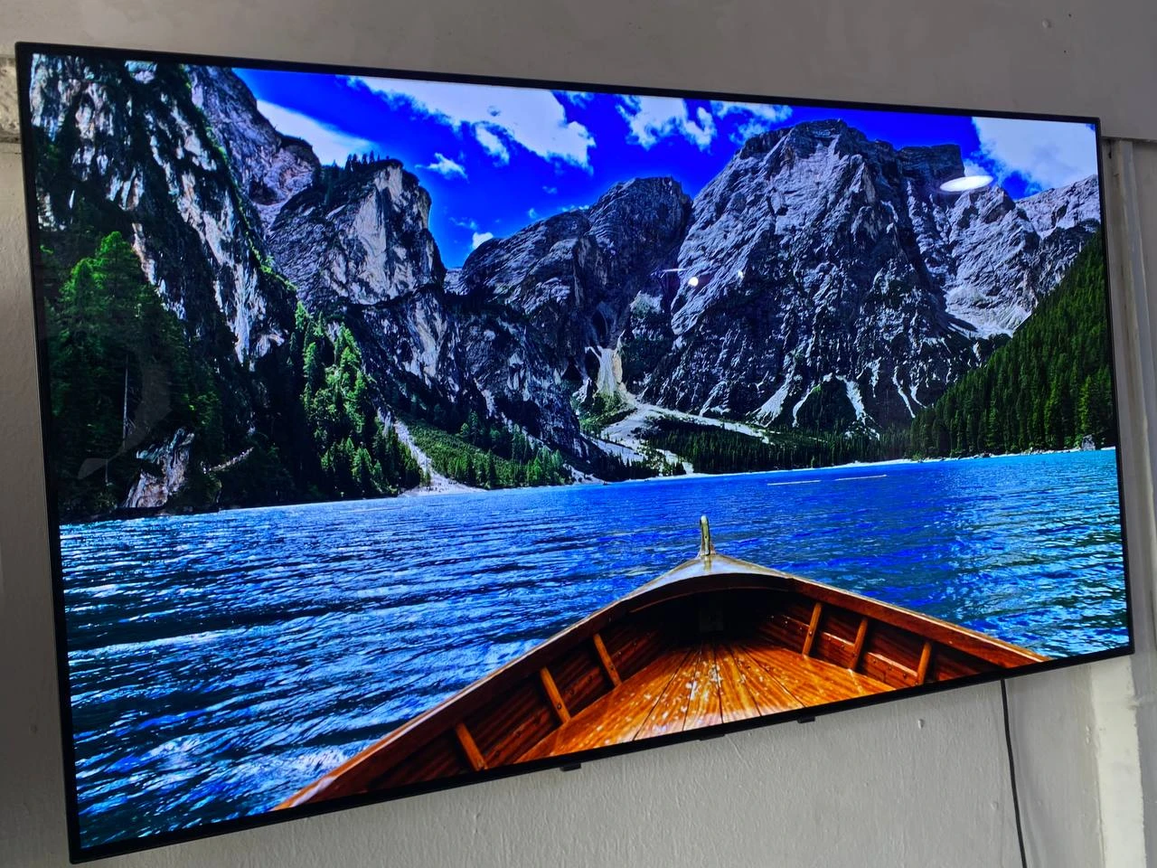 LG Oled 55” Smart 4K HDR Flat Screen 2018/19 Television