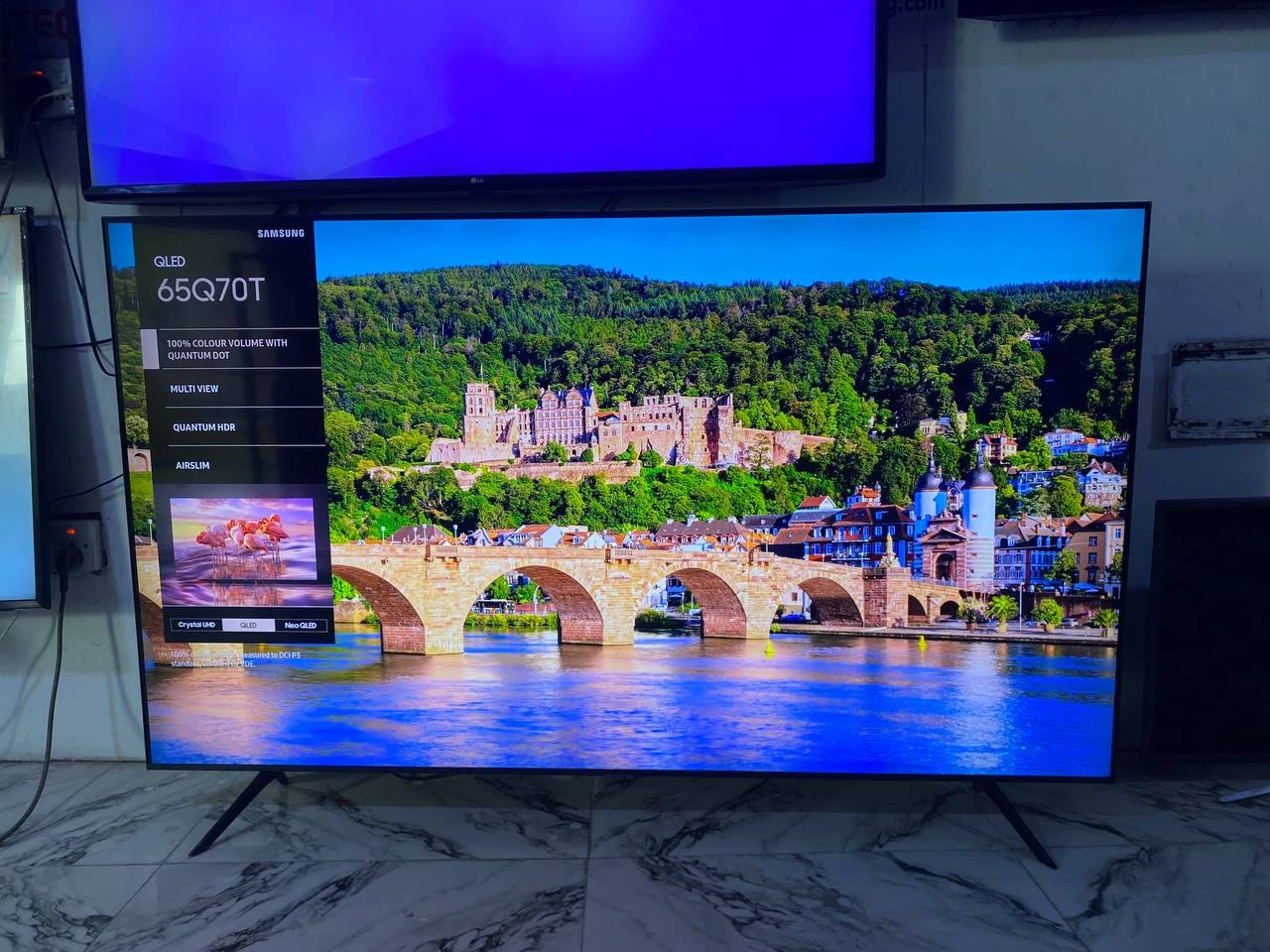Samsung 65” Smart QLED (Q60T) 4K HDR Flat Screen 2020 Tv